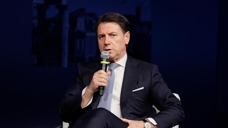 M5S riunisce i tavoli per il programma: patrimoniale proposta più ricorrente ma Conte è contrario