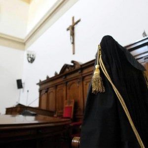 Emilia-Romagna, consiglieri Pd assolti per le spese pazze: "Uso disinvolto del denaro pubblico, ma senza rilievo penale"