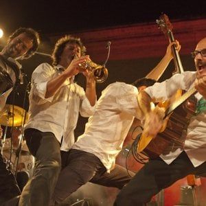 Pettenasco paese a Sei Corde, Orchestra Bailam sul lago Terrasole 