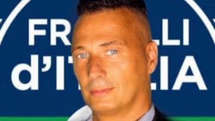 Trento, post sessista di Valentini (FdI). E la collega Ambrosi chiede: "Ora via le mele marce"