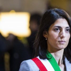 Roma, l'aut aut degli industriali: “Città ferma Raggi tragga le conseguenze” 