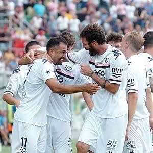 Palermo, il giudice sportivo punisce l'Acireale: rosa primi da soli