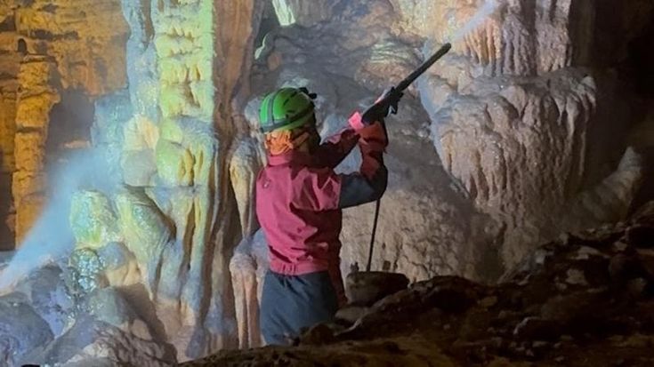 Grotte di Castellana, al via le grandi pulizie: “Stalattiti e stalagmiti all’antico splendore”