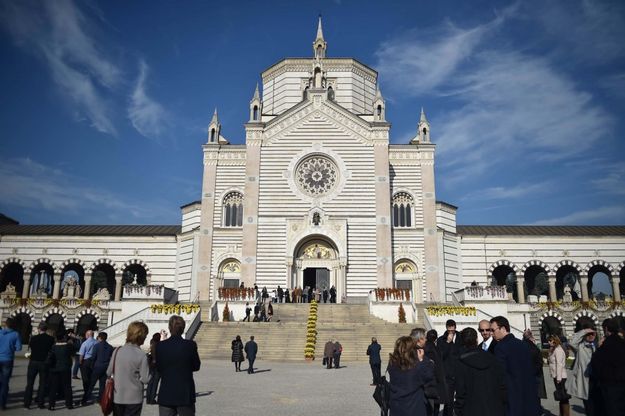 Milano, da Abbado a Castellaneta 14 grandi al Famedio