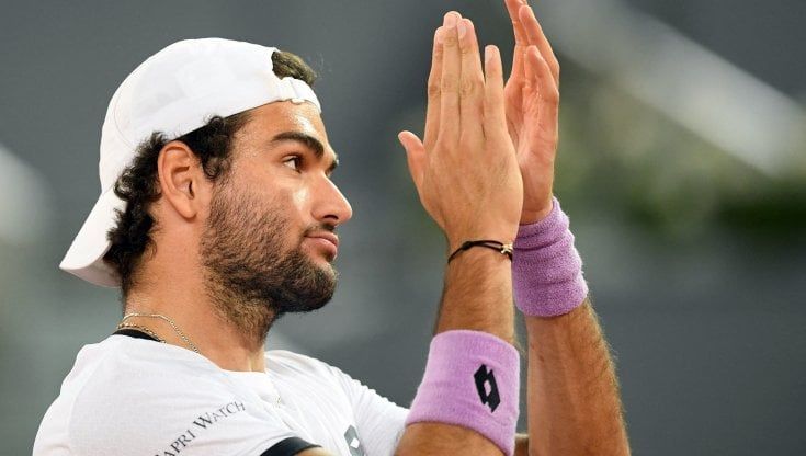 Tennis, Berrettini riscopre di essere l'italiano più forte