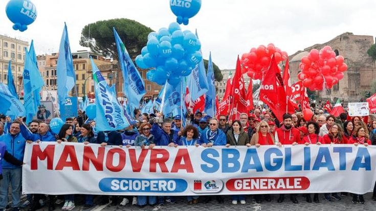 Mezzo milione in piazza contro la manovra: “Rivoltiamo l’Italia”