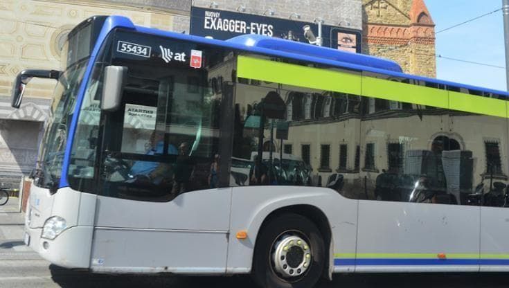 “Ringrazia che sei donna, sennò ti ammazzavo”: a Firenze ennesima autista dei bus minacciata