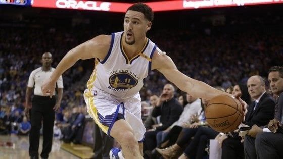 Basket, Nba; Warriors: maxi offerta per blindare Thompson, 190 milioni in 5 anni