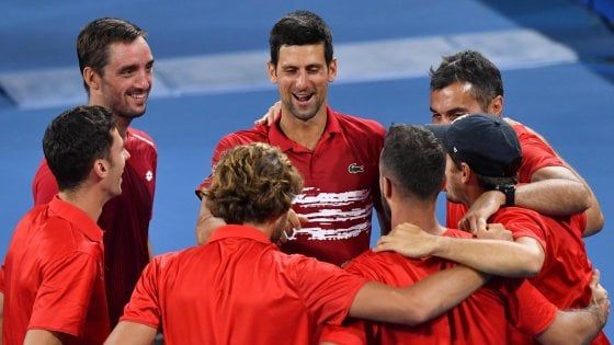 Tennis, Atp Cup: Djokovic spinge la Serbia ai quarti, a segno anche Nadal