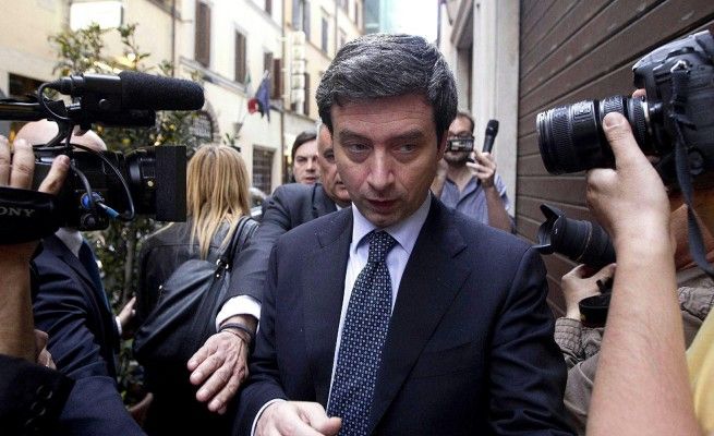 Rifiuti, meno poteri e mandato a tempo<br /> frenata di Orlando sul commissario