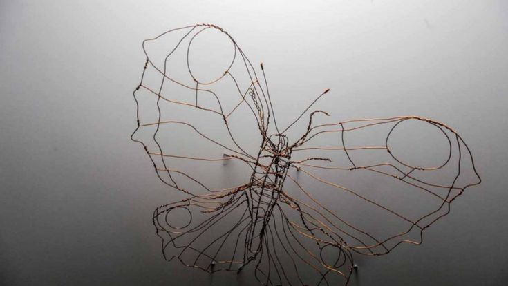 Le figurine con il fil di ferro di Primo Levi, il lato naïf dell’intellettuale