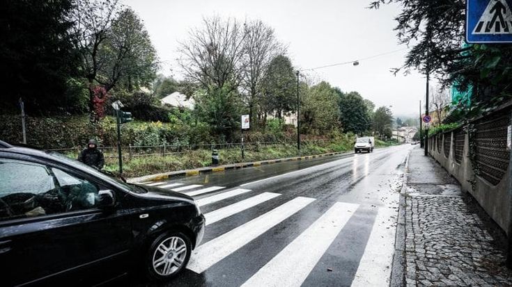 Codice della strada, le opposizioni chiedono il limite di velocità a 30km/h in città. La replica di Salvini: “Autovelox e zone 30 ovunque non sono la soluzione”
