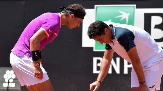 Tennis, Roma: Nadal agli ottavi senza sudare, Fognini trova Zverev. Kerber fuori con una qualificata 