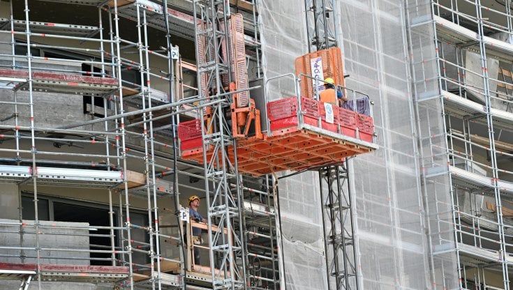 Superbonus, niente proroga per le villette. Stallo sui crediti: cessione impossibile a banche e Poste