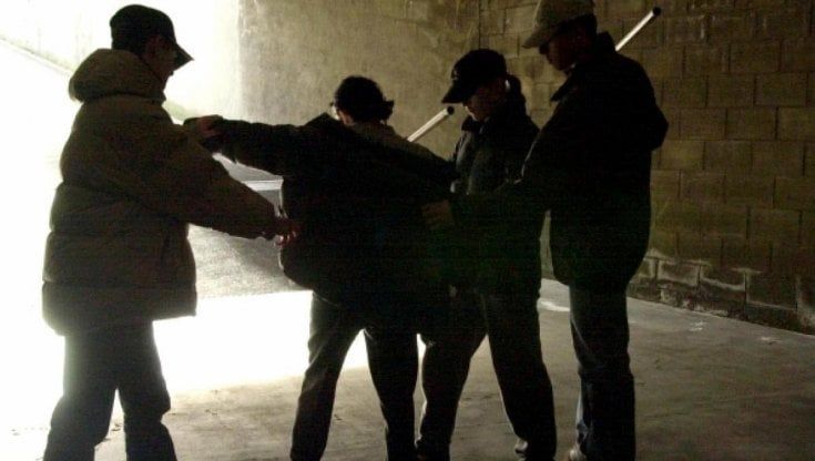 Genova, pestaggi, furti e rapine: le baby gang nel mirino della Procura