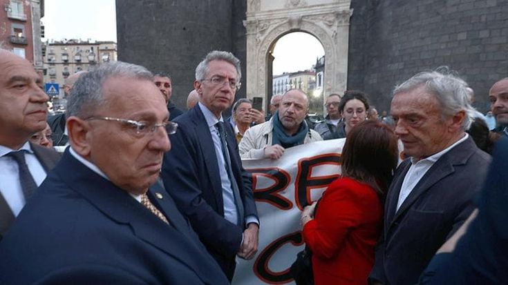 Napoli, emergenza Porta Capuana:“Ci vogliono controlli continui”
