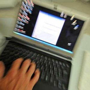 Internet, quasi una famiglia italiana su tre non ha accesso da casa