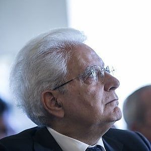 Giornata contro l'omofobia. Mattarella: "Una violazione dei diritti umani universali"