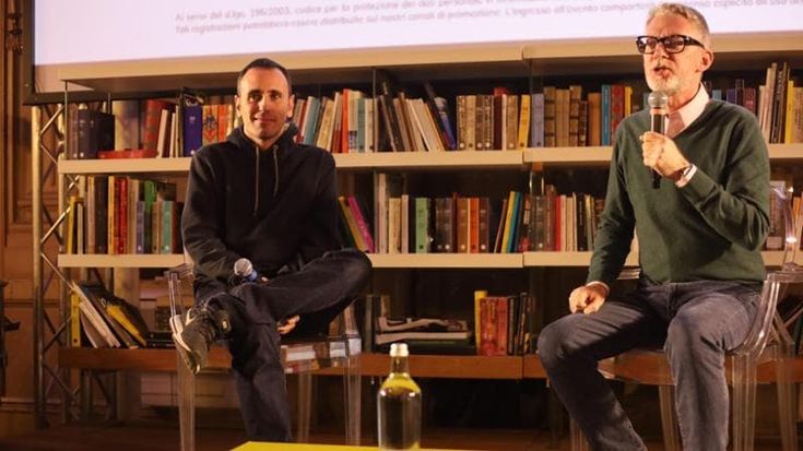 Zerocalcare: “Non amo raccontare storie felici, al mondo non interessano. E poi io rosico”