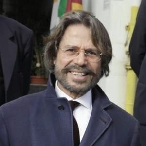 Roma, il Pd candida De Luca a Ostia per archiviare Mafia Capitale