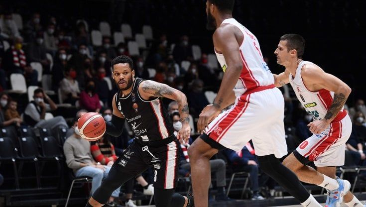 Basket, Serie A: Tortona fa il colpo a Reggio Emilia, finisce 89-84