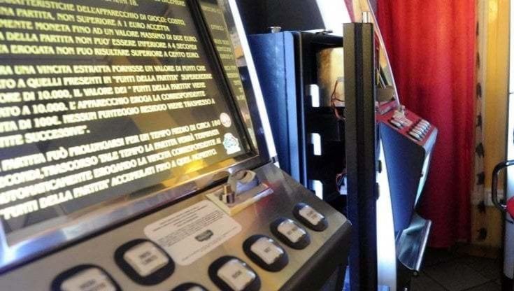 L'indagine sul gioco d'azzardo durante la pandemia: "Quello illegale è cresciuto in un anno del 50%"