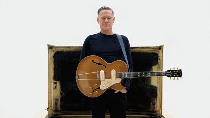 Bryan Adams, la rockstar in blue jeans suona a Pompei il 25 luglio