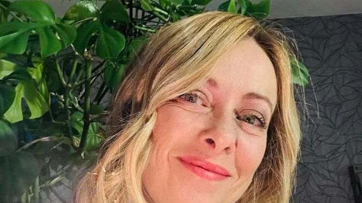 La grana di Capodanno piomba su Meloni. Linea dura su Pozzolo