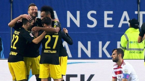 Germania, Borussia Dortmund solo al comando: frena l'Hannover