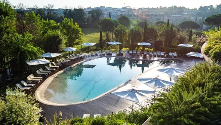 Non solo camere: con DayBreakHotels gli hotel si “usano” di giorno, tra spa, piscine, ristoranti...