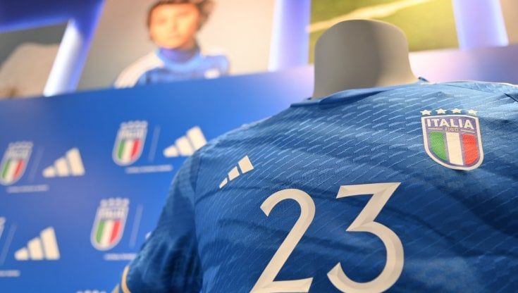 Adidas-Puma e la battaglia per la nuova maglia dell'Italia