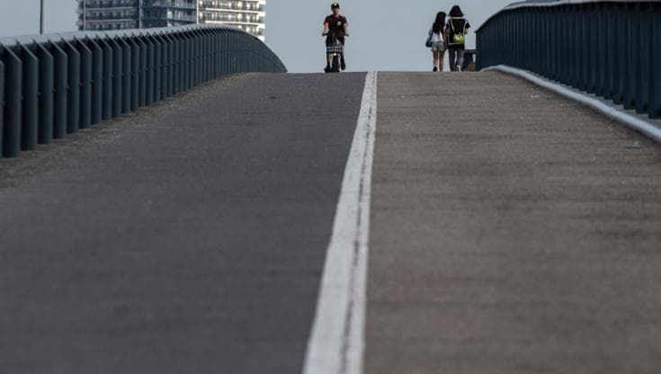 Microbi nel calcestruzzo per scoprire in anticipo danni a ponti e autostrade