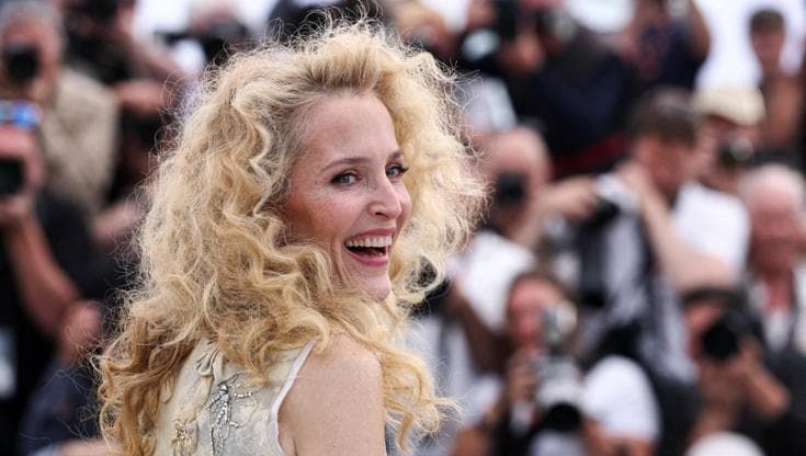 Gillian Anderson, da “X-Files” a diva horror: “Una sanguinosa storia queer che parla di identità”