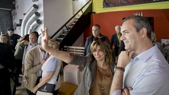Napoli, de Magistris rilancia Dema: "Parteciperemo a tutte le elezioni"