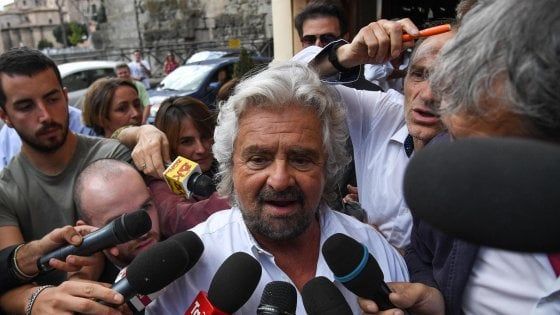 Referendum, Grillo attacca: "A Bologna ci negano la piazza"