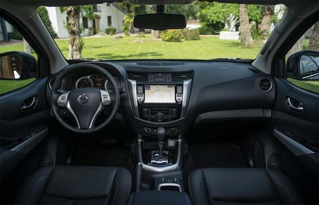 Nissan Navara, si cambia così