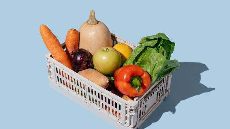 Più frutta e verdura, meno farmaci: prescrivere alimenti salutari previene obesità e ipertensione