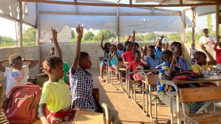 Doppio sogno a Maputo: torna il romanzo cult di Mia Couto