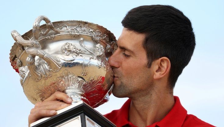 Tennis, Djokovic numero 1 per 311 settimane: superato Federer