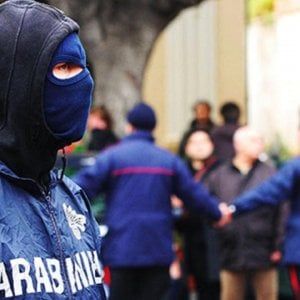 Caltagirone, blitz antidroga dei carabinieri: nove arresti