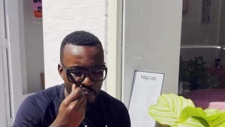 Il tiramisù vegano dell'ex Masterchef Franco Agyekum: "Scusa nonna, ma l'ho fatto"