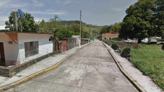 Messico, salvi 178 migranti abbandonati in un camion. Autorità: "Facevano turni per respirare"