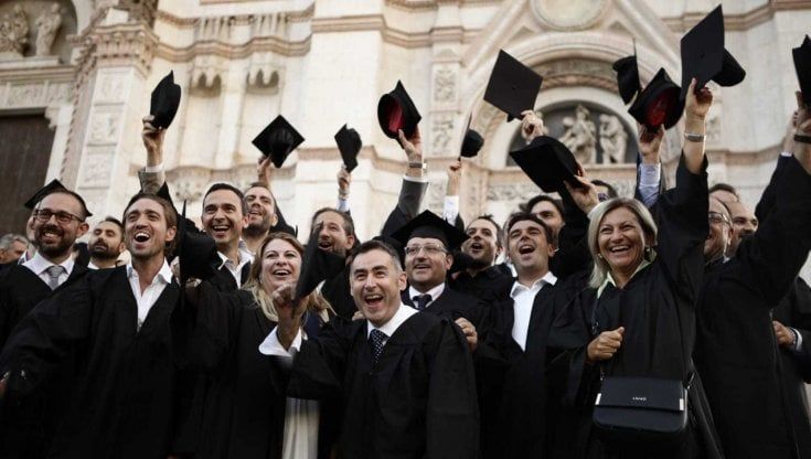Il 'Graduation Day' dei giovani manager della Bologna Business School. Il dean Bergami: "Servono persone con il senso di responsabilità"