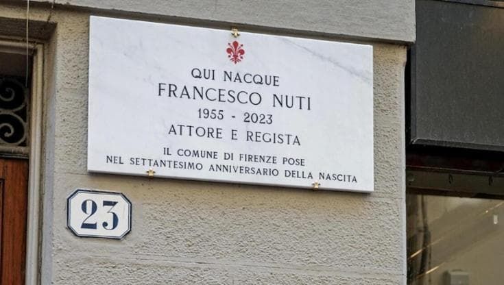 Firenze, una passeggiata sui luoghi simbolo dei film di Francesco Nuti