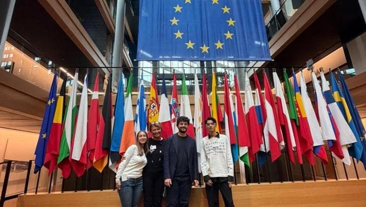 Studenti del liceo Mazzini di Sampierdarena presentano i loro progetti al Parlamento Europeo