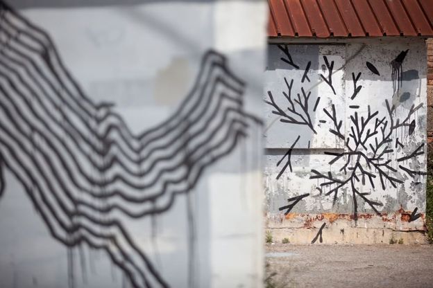 Catanzaro, la street art astratta che gioca con l'architettura