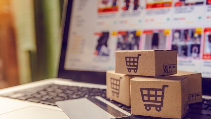 I consumatori dettano le nuove regole dell’e-commerce: più servizi e sostenibilità