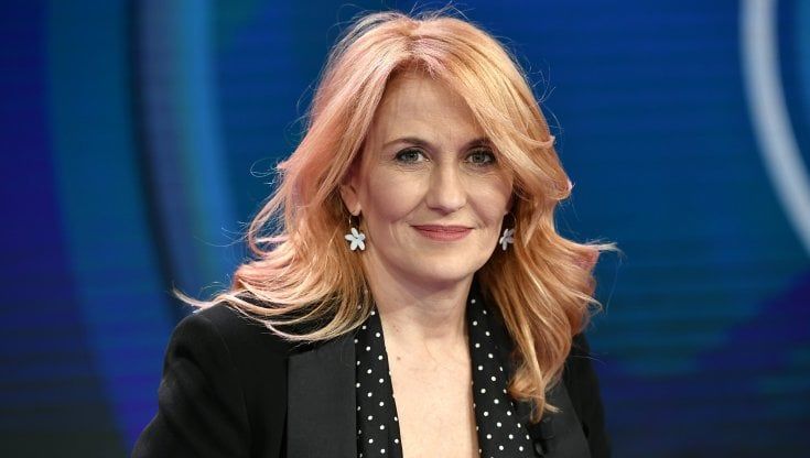 Rai, Tg1 nella bufera per il servizio da Kiev su Meloni. Maggioni: “Un errore”