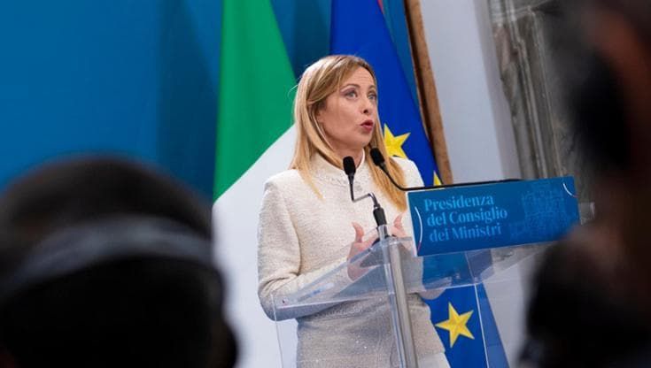 Un transatlantico che va verso l'iceberg di fine legislatura: per Meloni inciampi in agguato