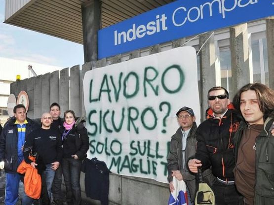 Whirpool, manifestazioni a Caserta e a None (To)